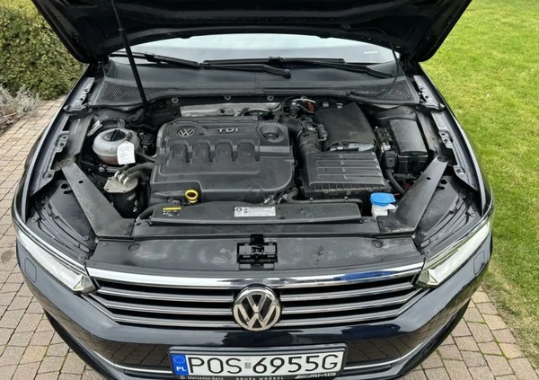 Volkswagen Passat cena 65900 przebieg: 120000, rok produkcji 2017 z Odolanów małe 79